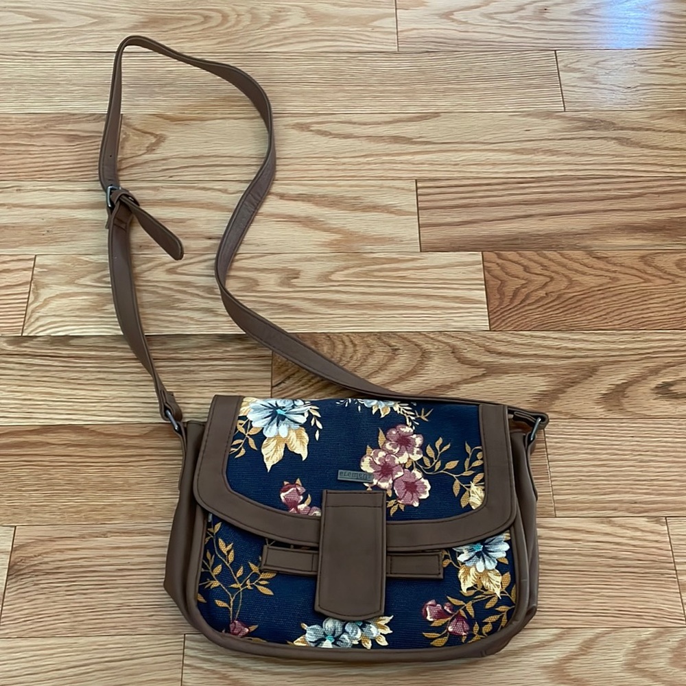 Element floral cross body bag